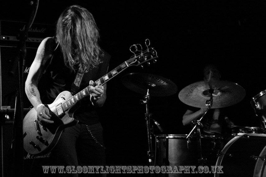 pet the preatcher  (9)